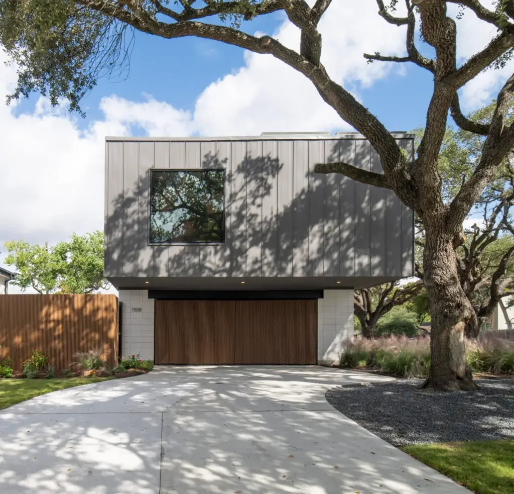 Builder-published portfolio image for Aura Dwellings