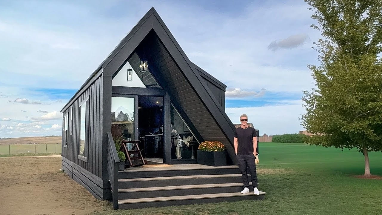 Inside the Blacked Out Prefab Home with a Seriously Striking Design!, tour by Kerry Tarnow