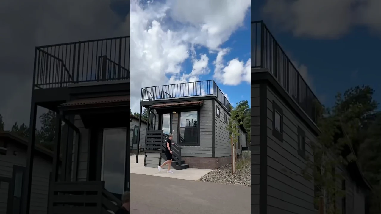 Touring an 877 sq ft Prefab Home with a Roof Deck!, tour by Kerry Tarnow